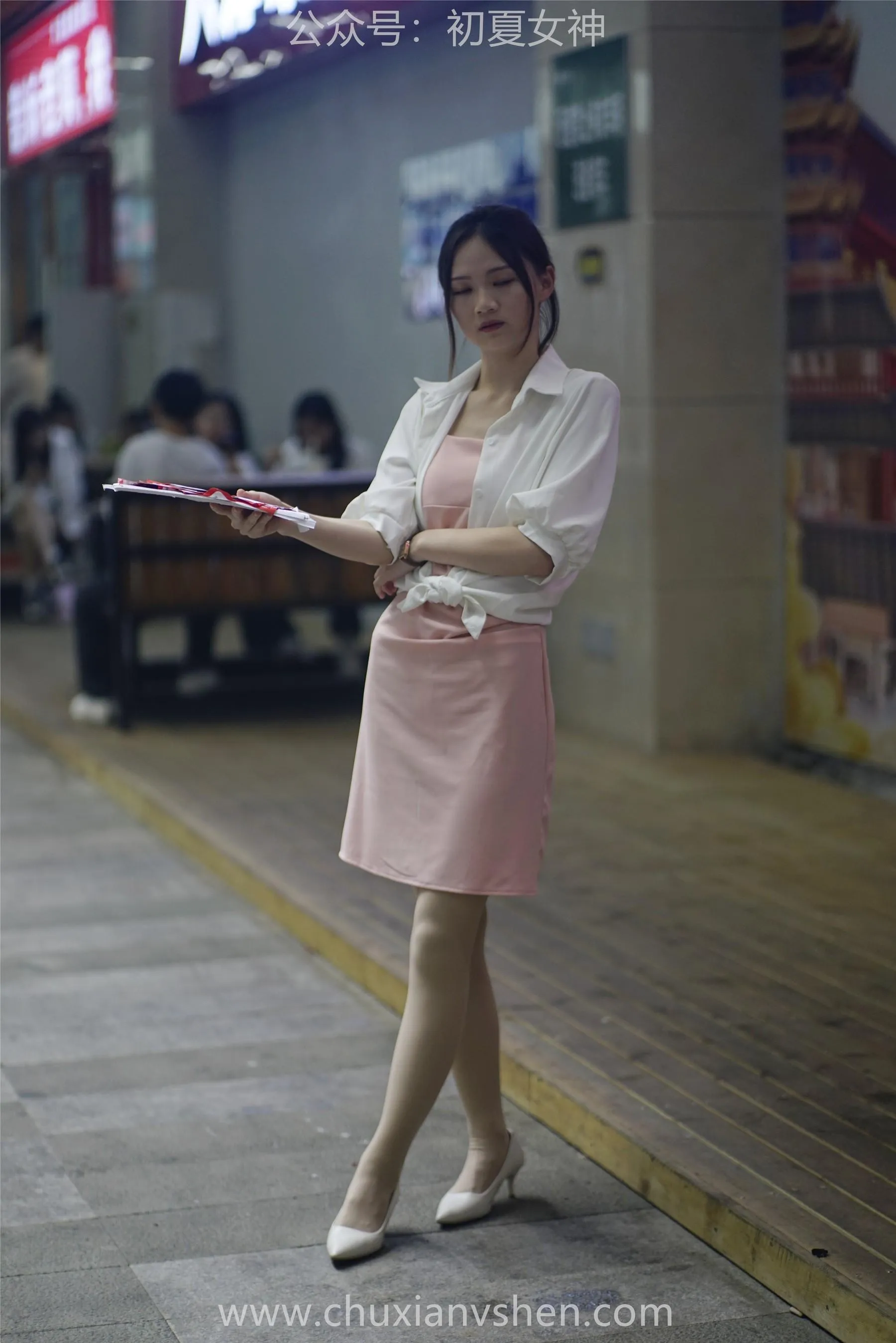 初夏女神 NO.066 大发 周末兼职 [226P]插图